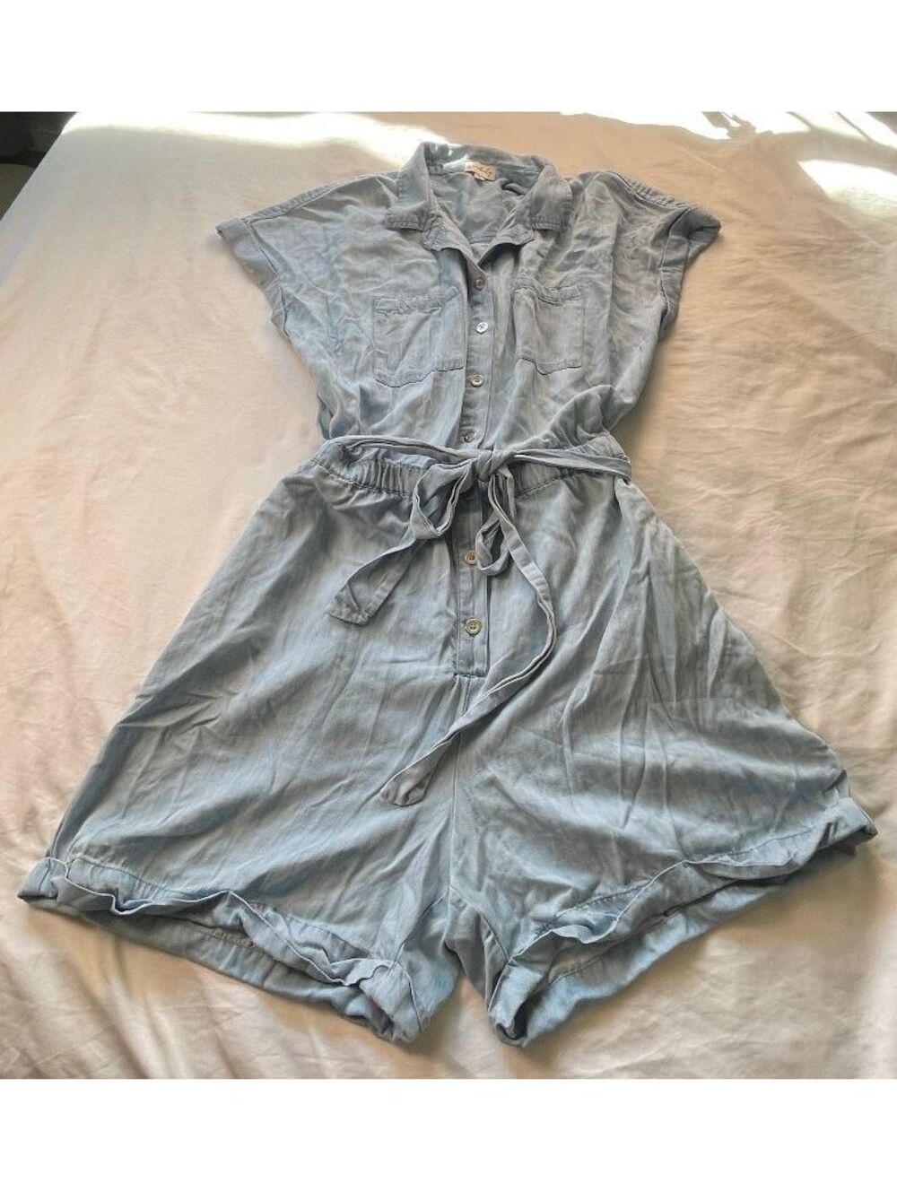 Wonderly Light Blue Button-Up Jean Romper with Belt - XL - Picture 3 of 8